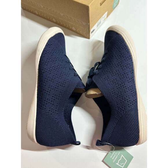 New NWT women zodiac 10 M Navy Blue classic fabric canvas walk flat walk shoes - Picture 9 of 11